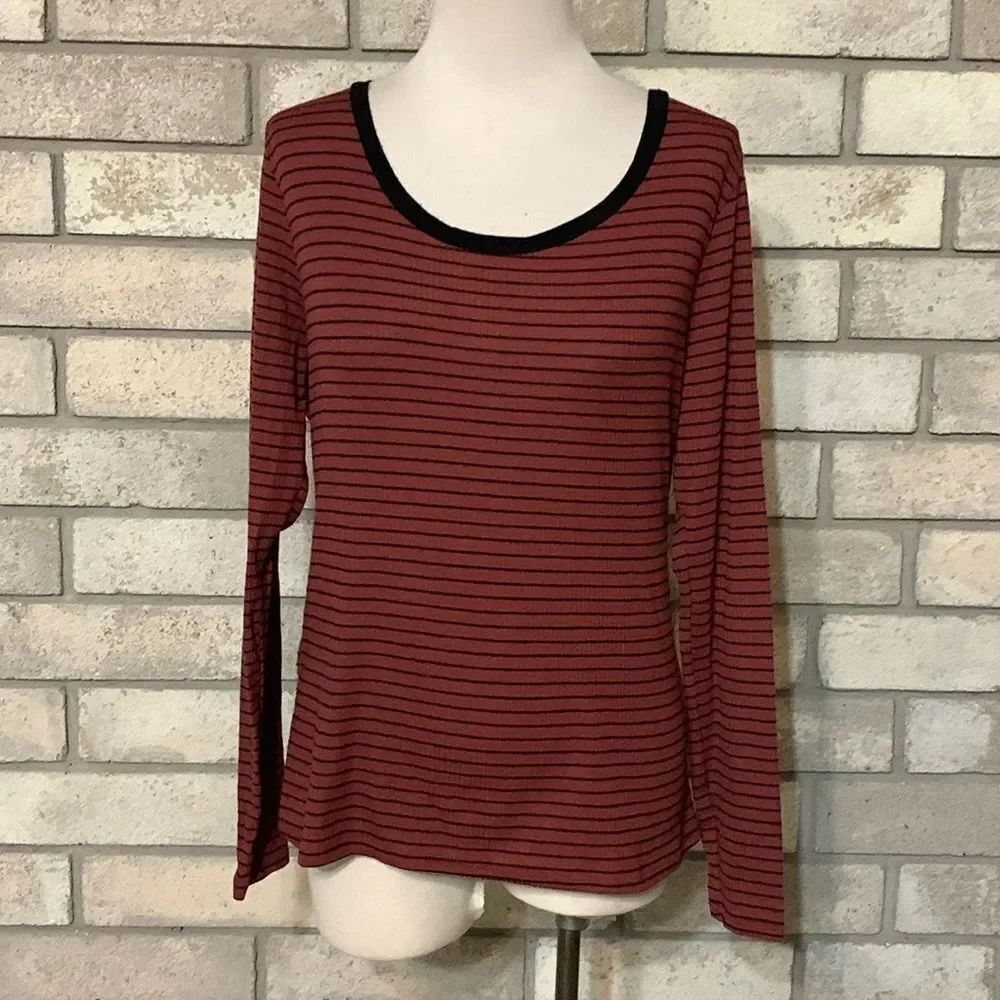 3for$20 top size xl runs on smaller side
